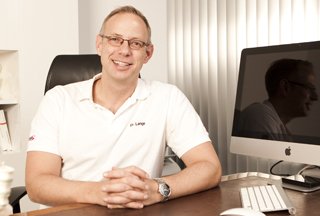 Foto: Dr. Christian Lange, Sportmediziner in Köln, Privatpraxis für Sportmedizin, Köln